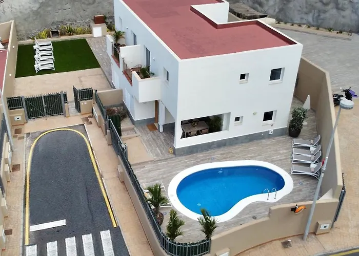 Luxury Masca Private Heated Pool Free Car Except Christmas 别墅 阿德耶